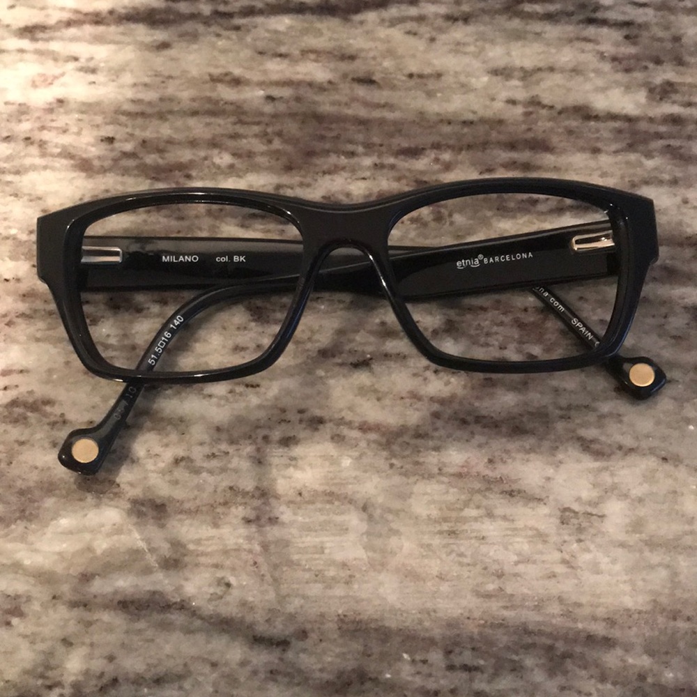 Etnia Barcelona black frames